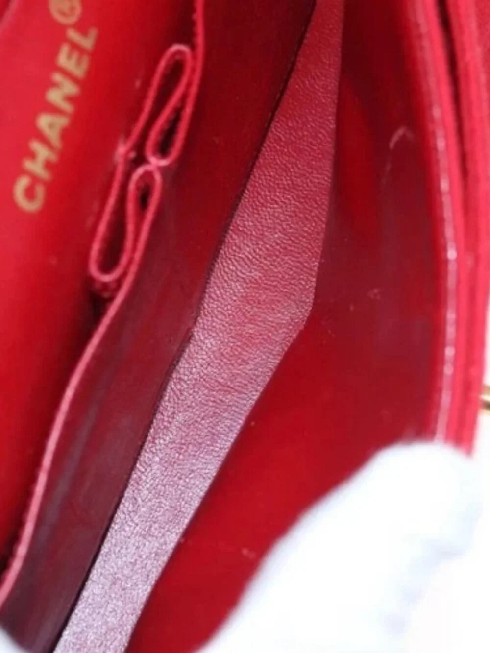 CHANEL brand	chanel color	red